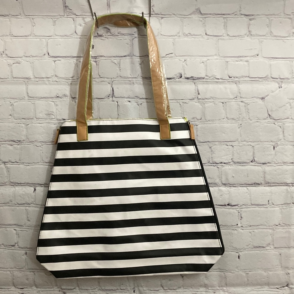 NWOT   DSW tote 🌷